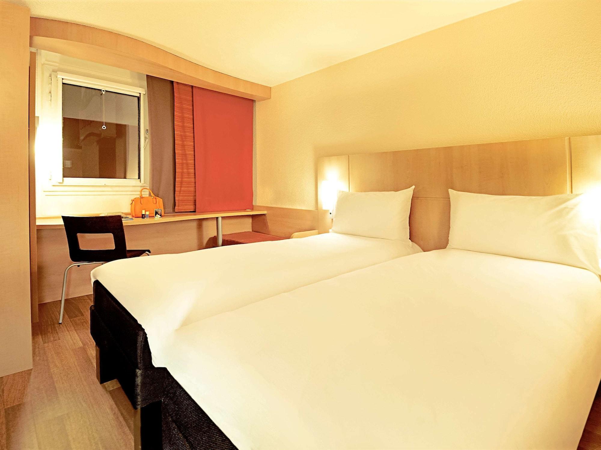 Ibis Paris Porte D'Orleans Montrouge Exteriör bild