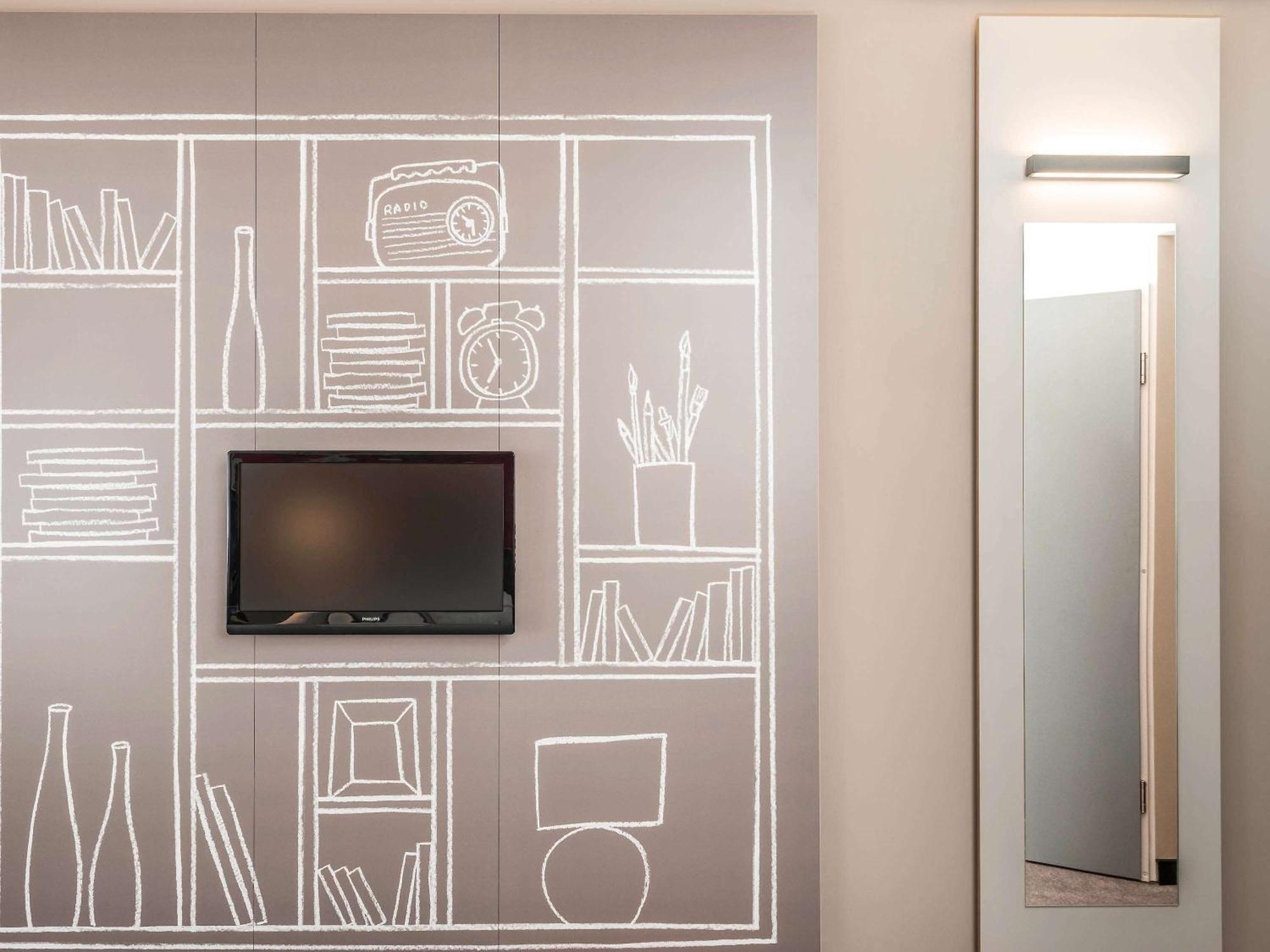 Ibis Paris Porte D'Orleans Montrouge Exteriör bild