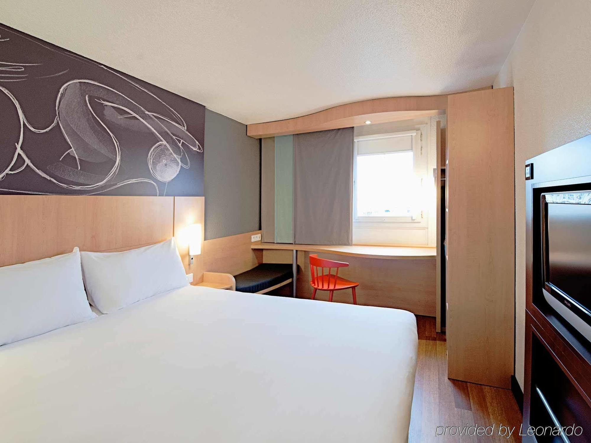 Ibis Paris Porte D'Orleans Montrouge Exteriör bild